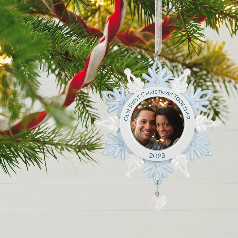 Hallmark Our First Christmas Together Snowflake 2023 Photo Frame Ornament 2 Hallmark Our First Christmas Together Snowflake 2023 Photo Frame Ornament - Image 2