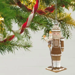 Hallmark Noble Nutcrackers Sir S'more Special Edition Ornament 7 Hallmark Noble Nutcrackers Sir S'more Special Edition Ornament -Hallmark Sales Store Smores Nutcracker Keepsake Ornament 2699QXE3329 02