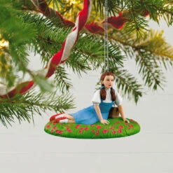 Front Page -Hallmark Sales Store Wizard of Oz Dorothy in Poppies Keepsake Ornament 2199QXI6107 02